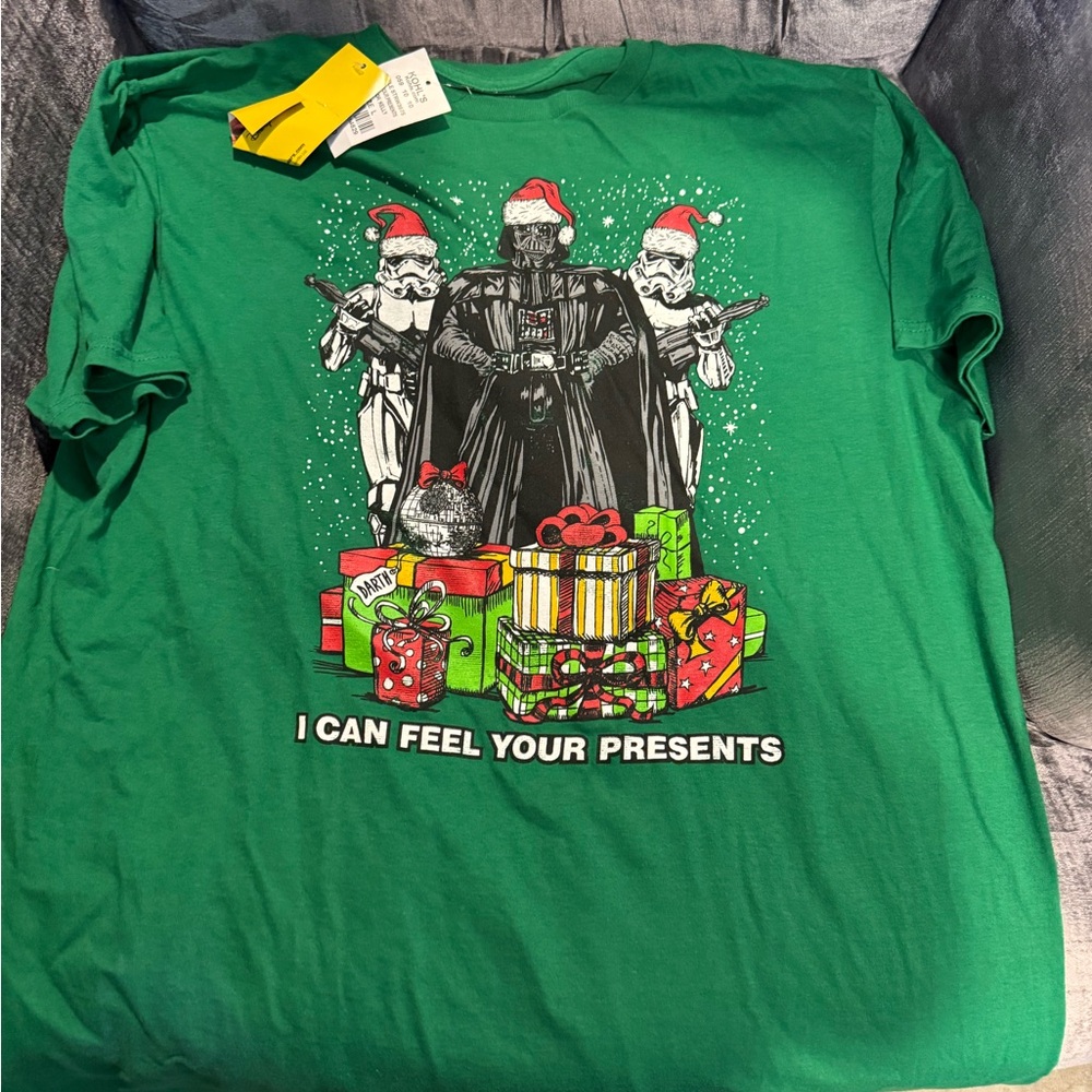 Star Wars Green Holiday Graphic Tee